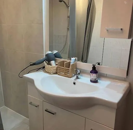 With Garden Apartman